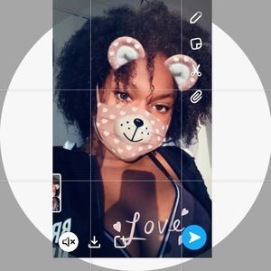 Meet your Posher, Bellaa